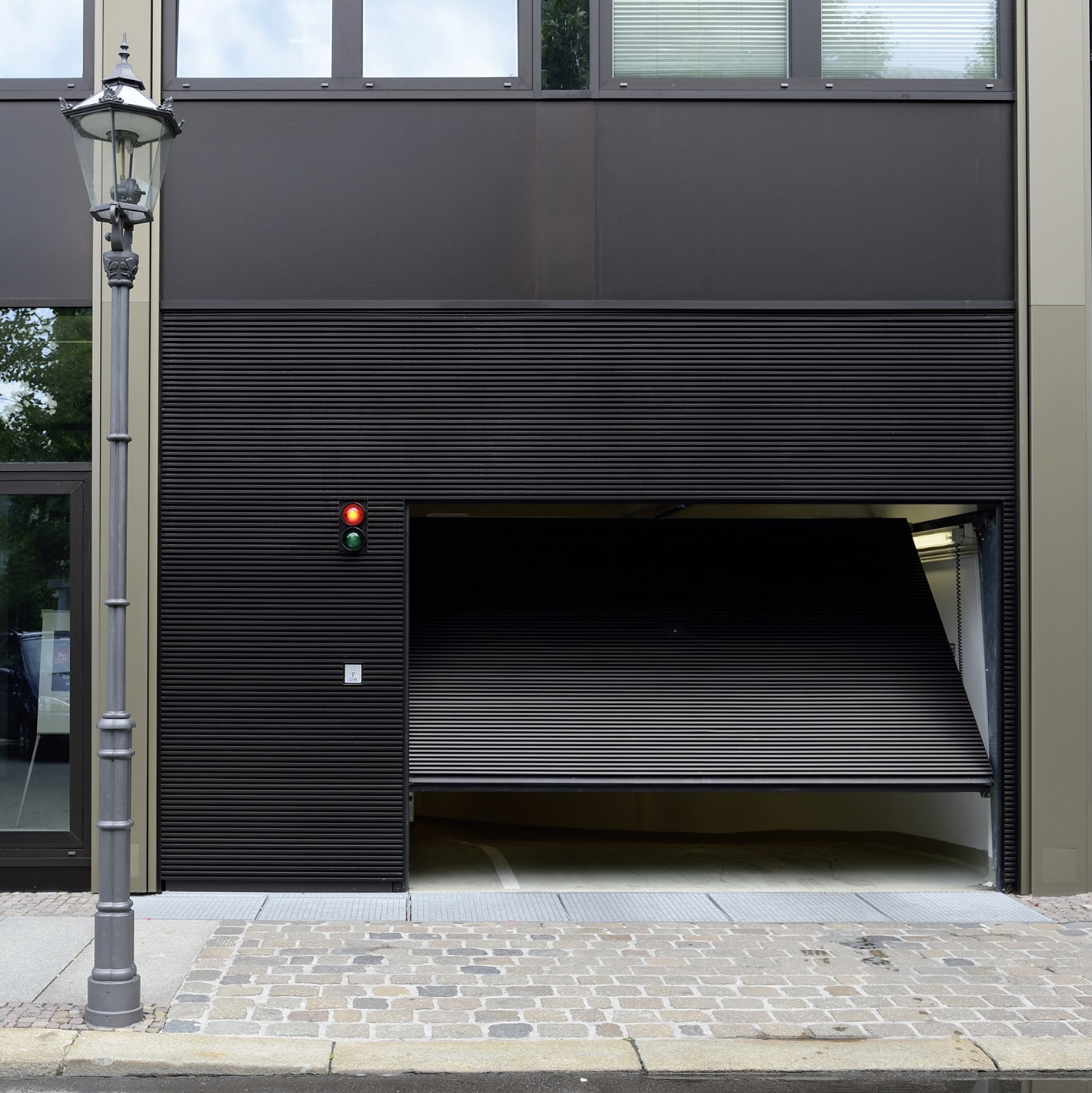 kaeuferle_web_tore_kipptor_na_oberflaeche-individual4-min