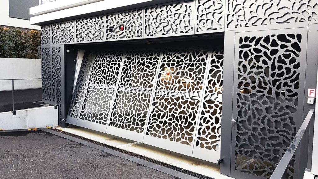 Tor des Monats Februar 2020

Ort: BV 69115 Heidelberg
Produkt: Kipptor NA Perfekt
Breite: 5287 mm
Höhe: 2445 mm
Auflage: Spezialanfertigung Blech gelasert
Farbe: RAL-Ton
Besonderheit: Spezialanfertigung Blech gelasert